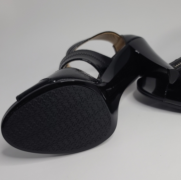 NEW! Michael Kors Berkley Black T Strap Zip Crackl - Picture 5 of 5